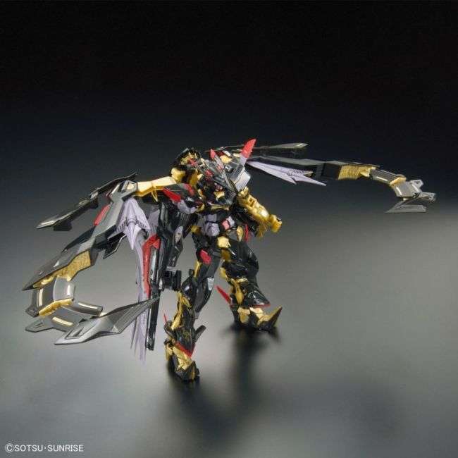 BANDAI 1/144 RG #24 Gundam Astray Gold Frame Amatsu Mina - Image 4